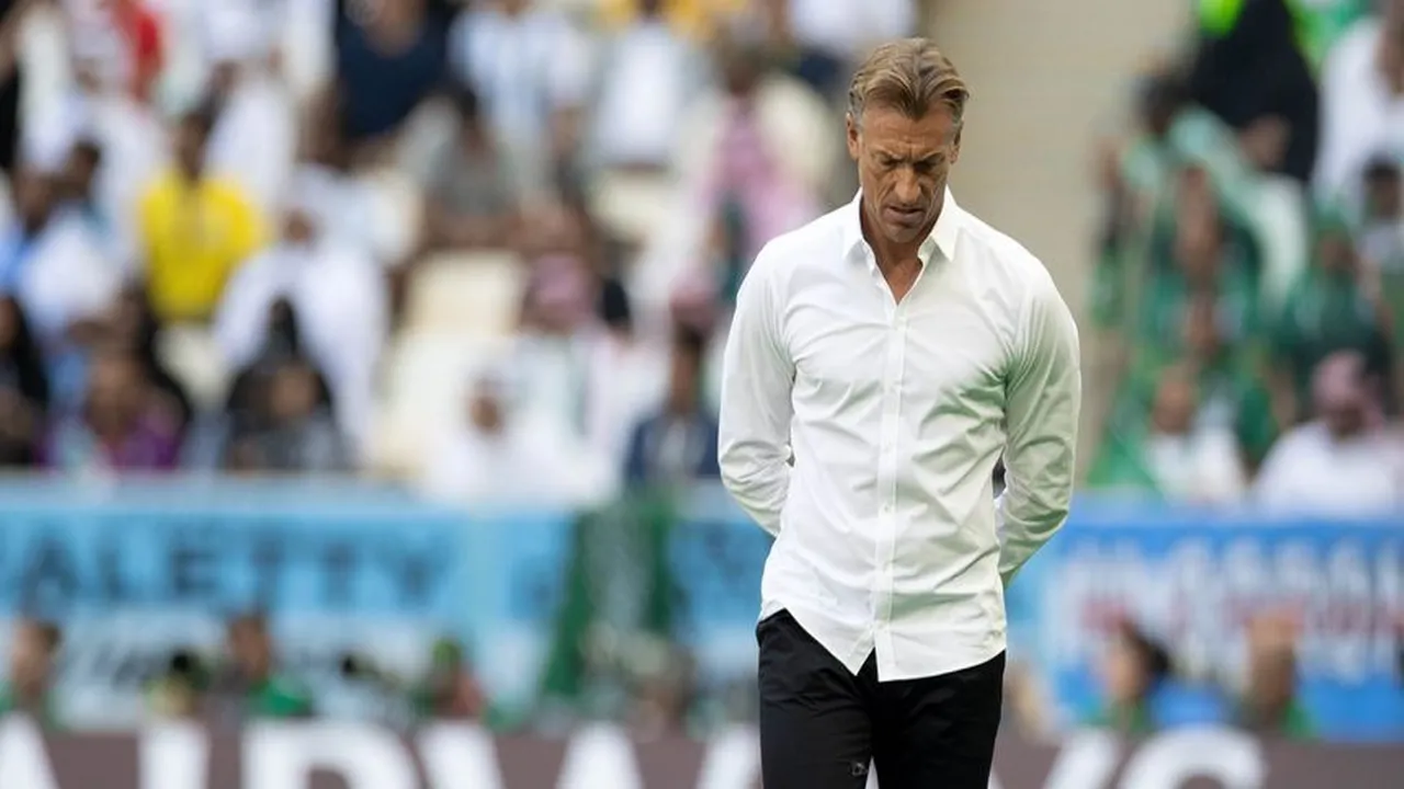 بعد رحيله عن تدريب السعودية.. شوبير يوضح موقف الأهلي من التعاقد مع رينارد